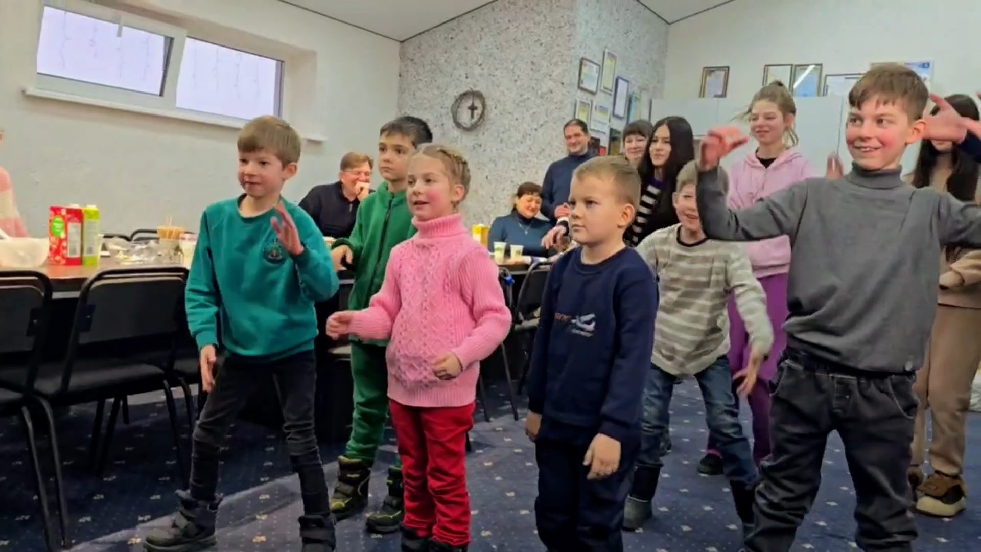 Діти граються